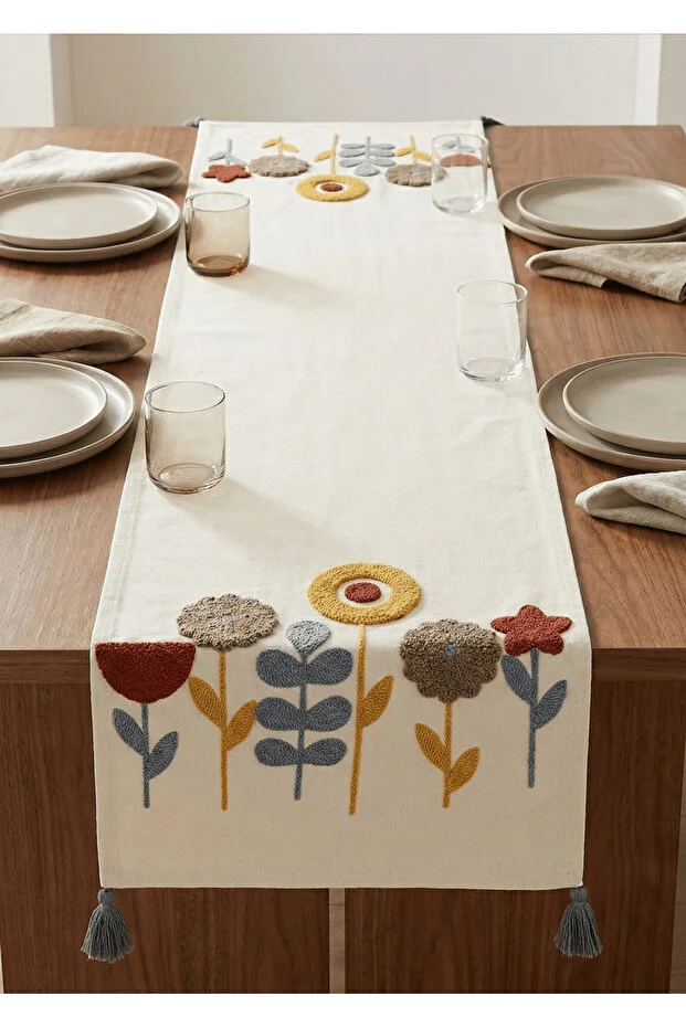 Buldan İşi Çiçek Desen Nakışlı Gri Püsküllü Pamuk Runner